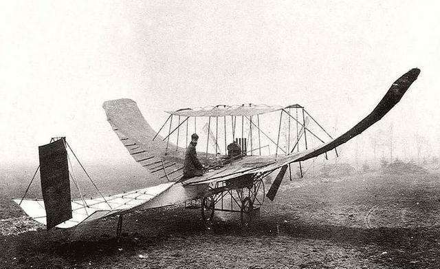 飞机的发明者是谁(谁才是真正的“飞机之父”，第一架飞机是谁发明的？)