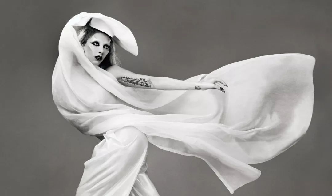 Lady Gaga是谁（从全球爆红，到身患绝症，Lady Gaga：“我是命运杀不死的怪物！”）